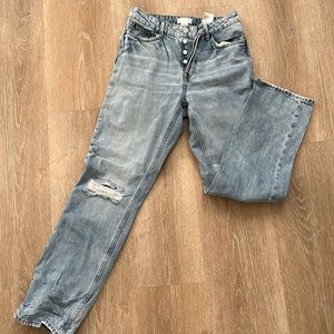 H&M straight leg Jean worn twice size US 6